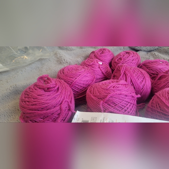 Cascades 220 Superwash Sport x10 - Picture 3 of 3